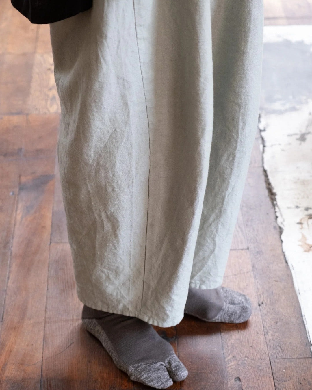 Natural Black Organic Cotton "Washi" Tabi Socks