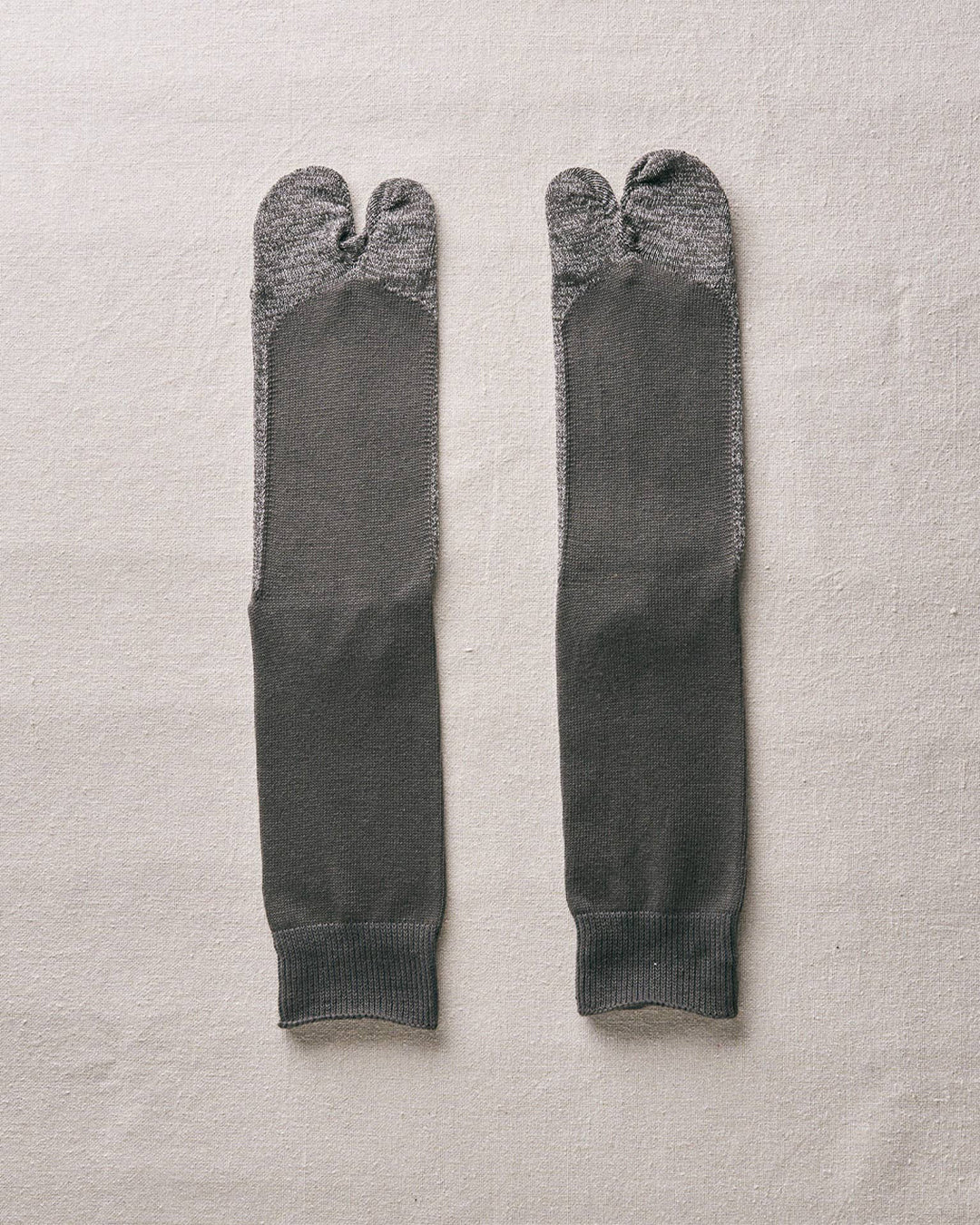 Natural Black Organic Cotton "Washi" Tabi Socks