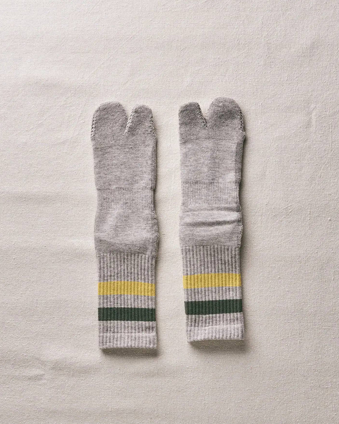 Grey Organic Cotton Yak Pile Soles Tabi Socks