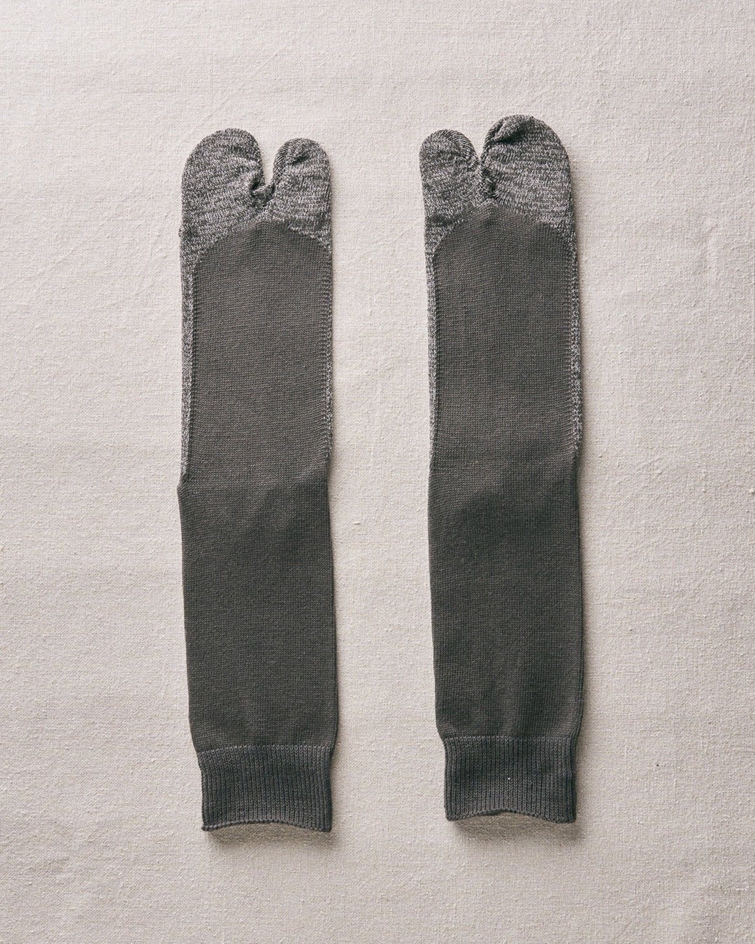 Natural Black Organic Cotton "Washi" Tabi Socks