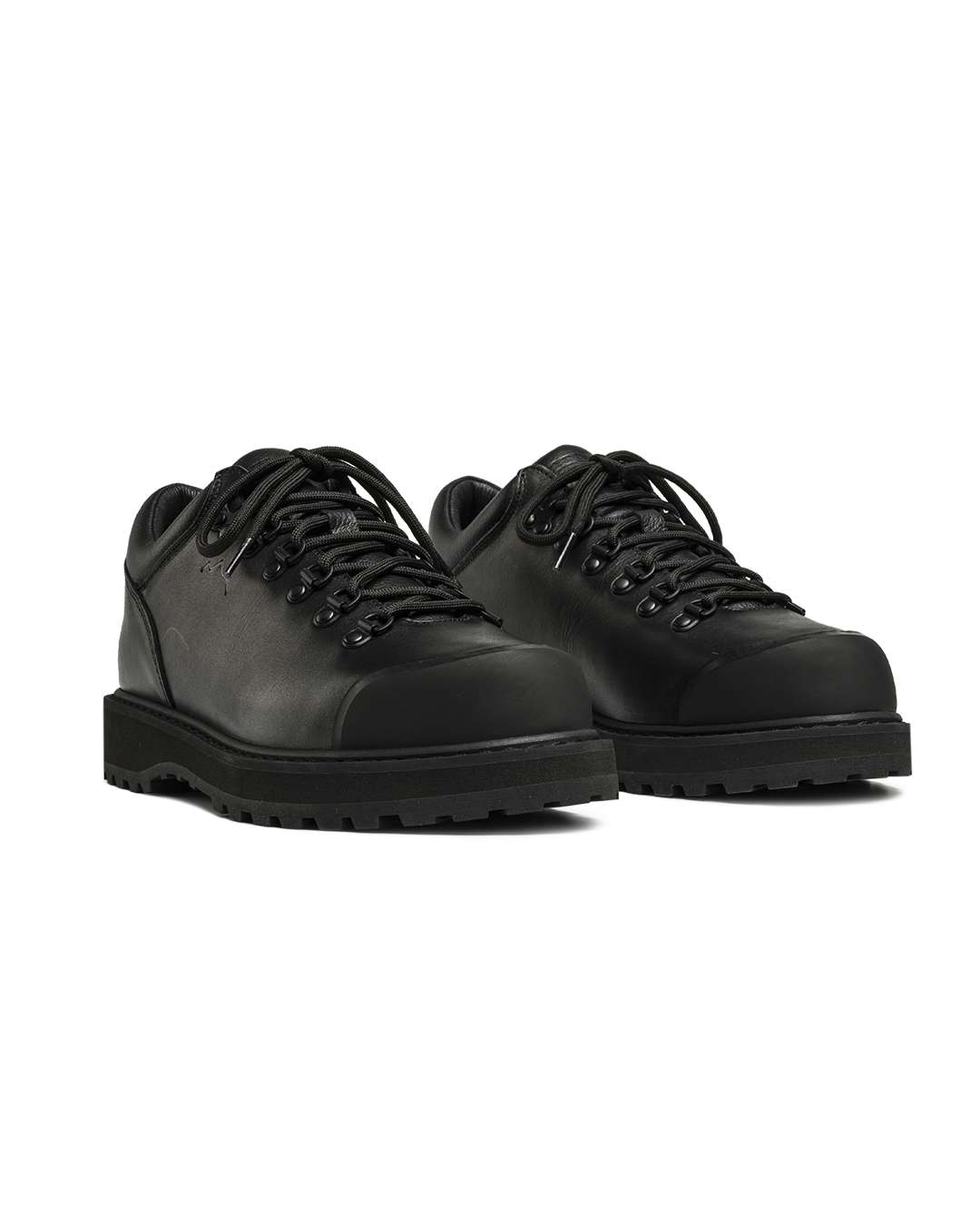 Black Leather Cornaro Shoes