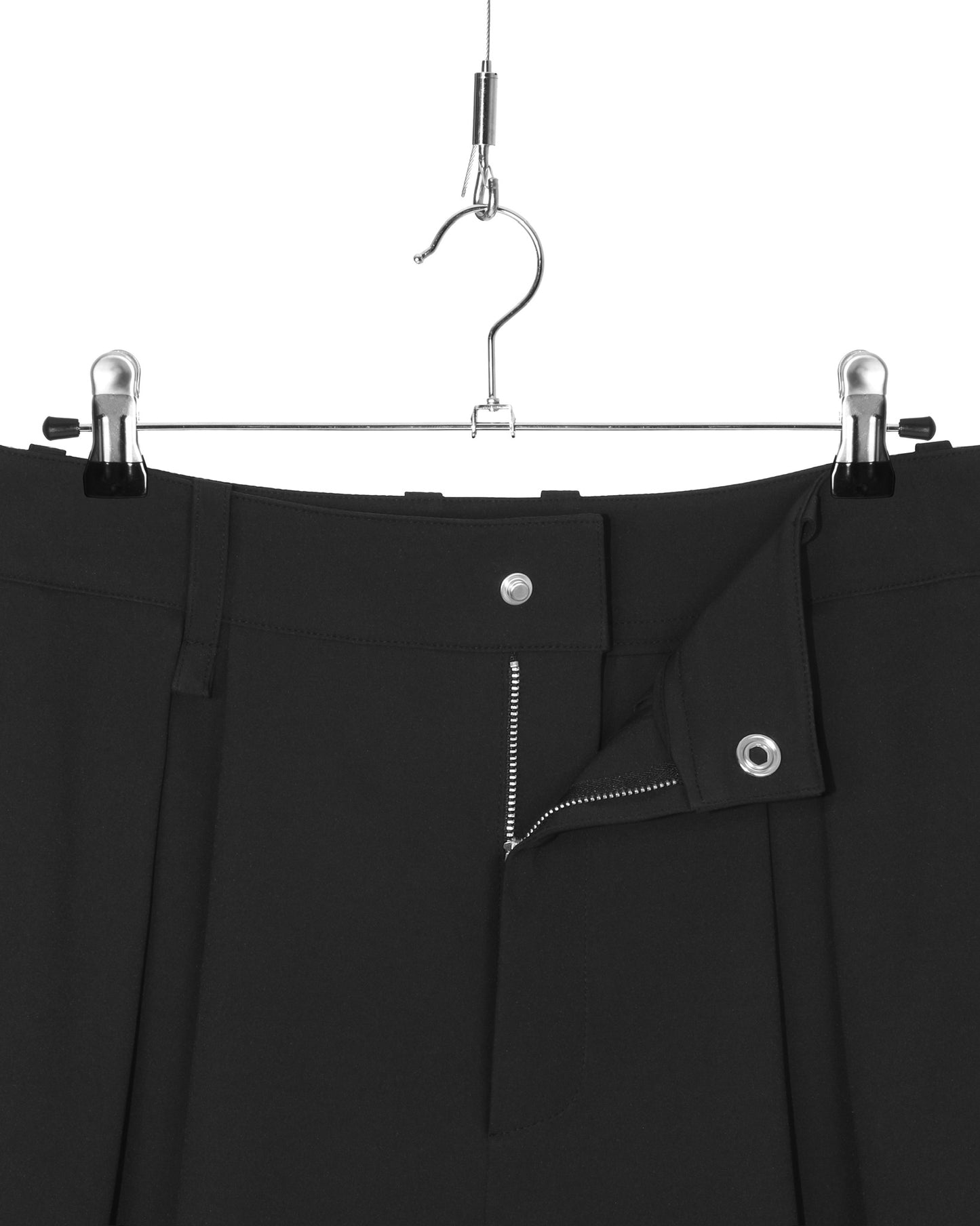 Black Carefree Two Tuck Wide Leg Pants