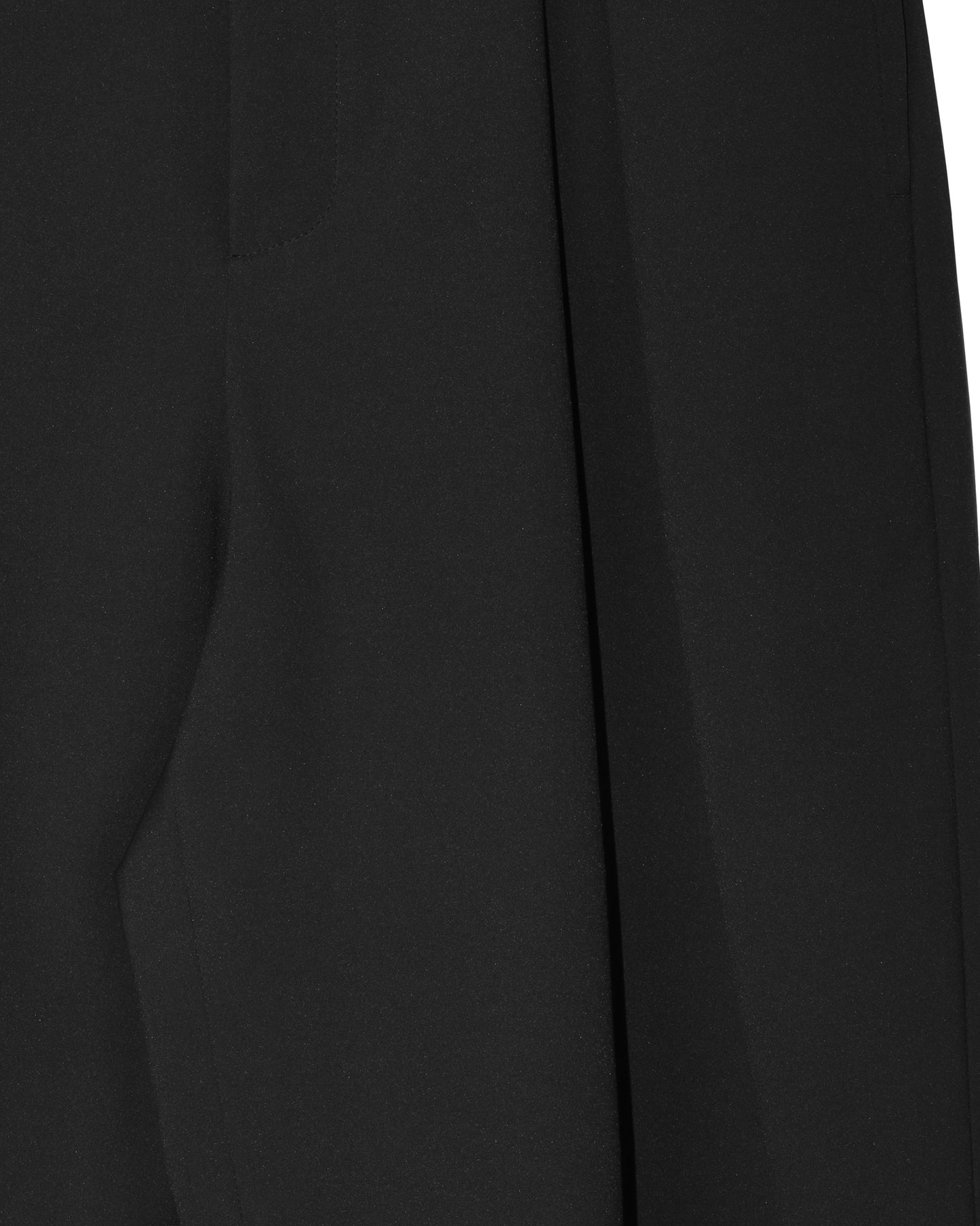 Black Carefree Two Tuck Wide Leg Pants