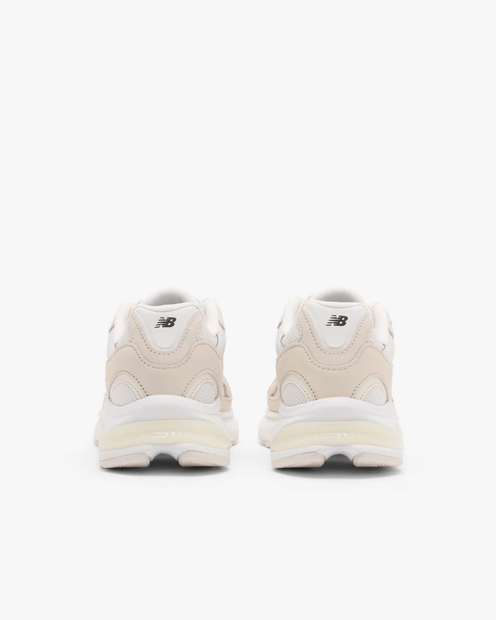 White New Balance ABZORB 2010V Sneaker